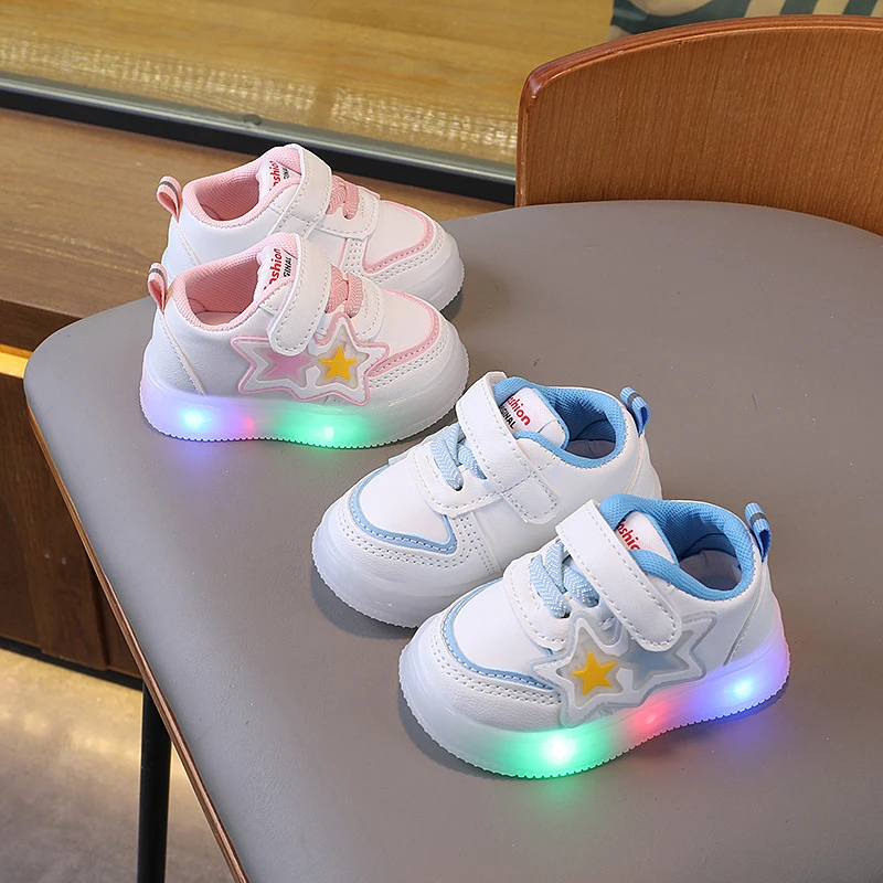 Baskets lumineuses à LED pour enfant, semelle antidérapante